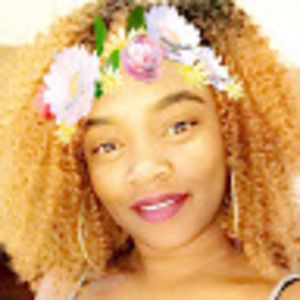 Meet your Posher, Daisja